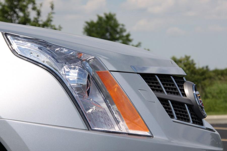  Cadillac SRX Crossover 2010 года  (фото 64 из 95)